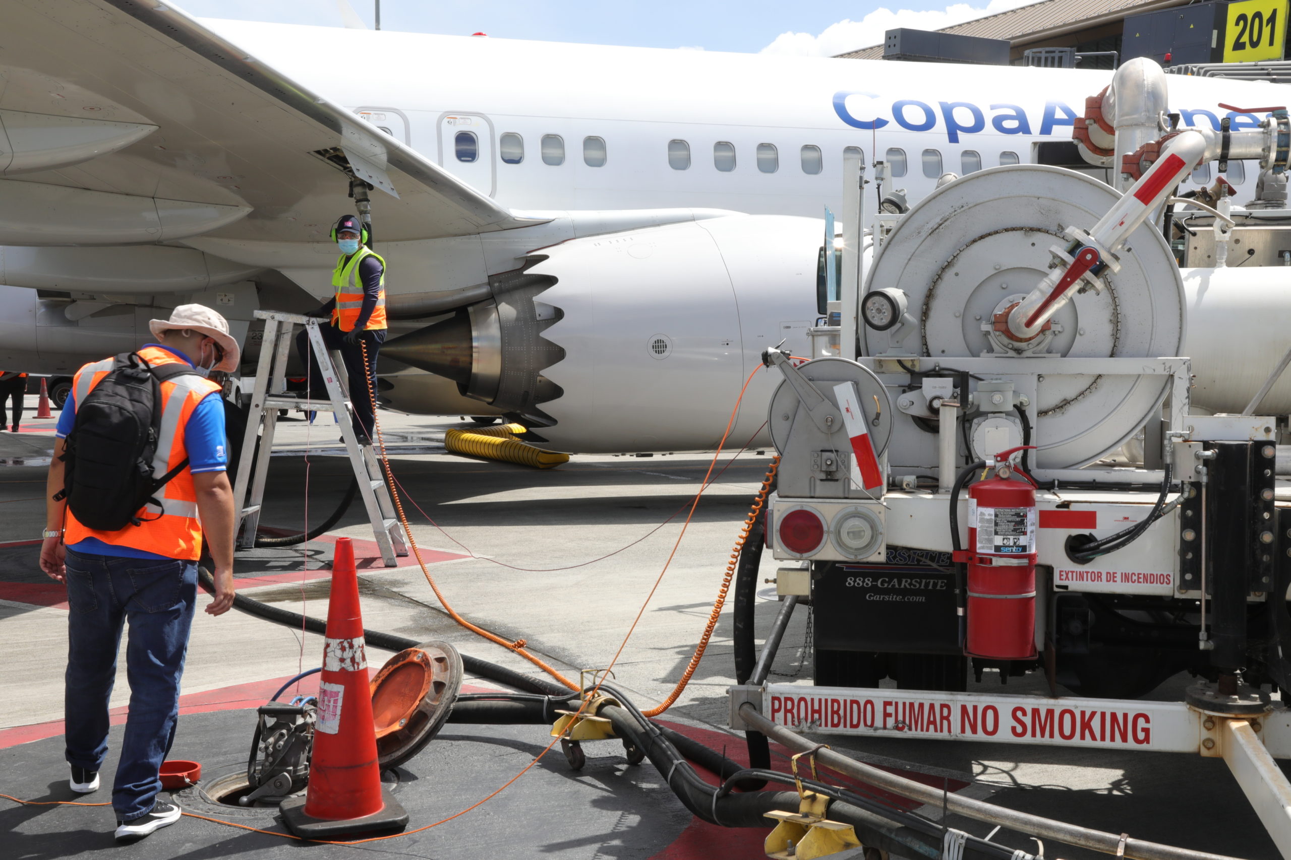  Tocumen pone en marcha sistema soterrado de conducción de combustible en la Terminal 2