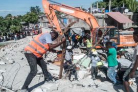  Haití supera el millar de muertos a causa del terremoto
