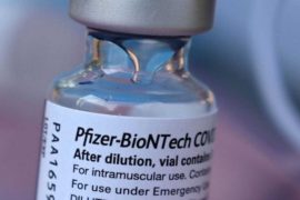  EE.UU. aprueba la tercera dosis de Pfizer para mayores de 65 años y otros casos