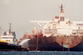  Un buque abandonado en el Mar Rojo amenaza una catástrofe