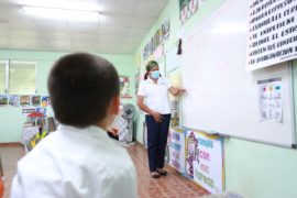  Educadores vacunados contra el Covid-19 llegan a 92%