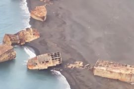  La actividad volcánica en Japón hace emerger barcos hundidos durante la Segunda Guerra Mundial