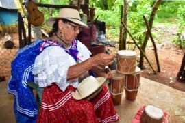  Florentina Moreno, la Manito Ocueña que hace patria elaborando polleras y sombreros