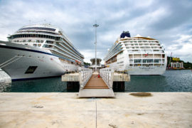  Terminal de Cruceros de Panamá recibe dos cruceros simultáneamente como parte de las pruebas de atraque