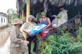  Damnificados por inundaciones en costa arriba de Colón reciben ayuda  humanitaria