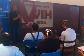  Brindan docencia a jóvenes sobre la prevención del VIH SIDA