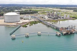  Panamá realiza primera exportación de contenedores ISO de Gas Natural Licuado a Ecuador