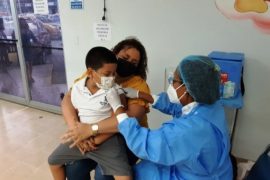  Vacunación pediátrica contra el COVID-19 sigue en marcha en San Miguelito, Panamás este, Coclé y Veraguas