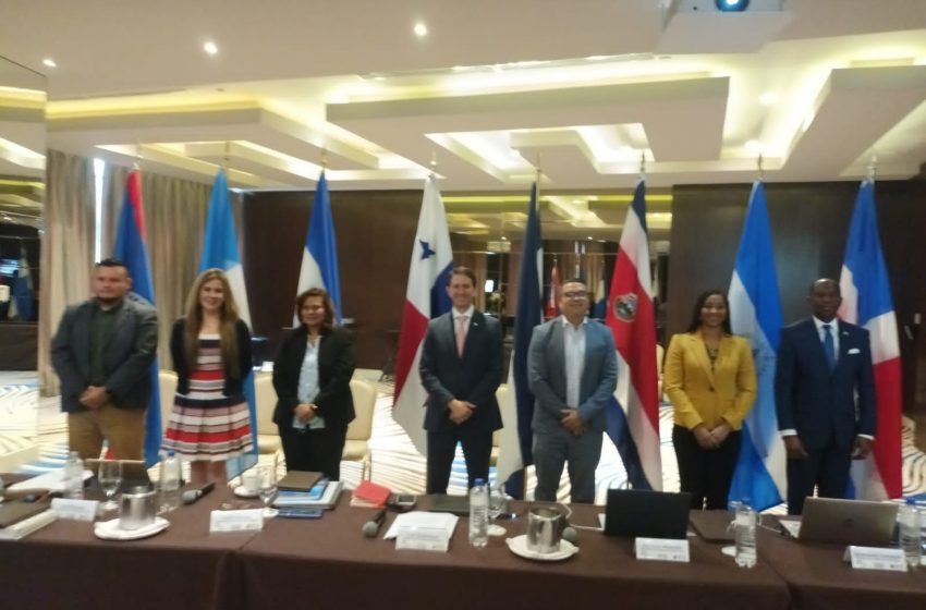  Ministros de turismo de Centroamérica se reunieron en Panamá   