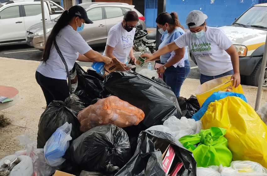  Los Santos cumple con la segunda Jornada Nacional del Reciclaje