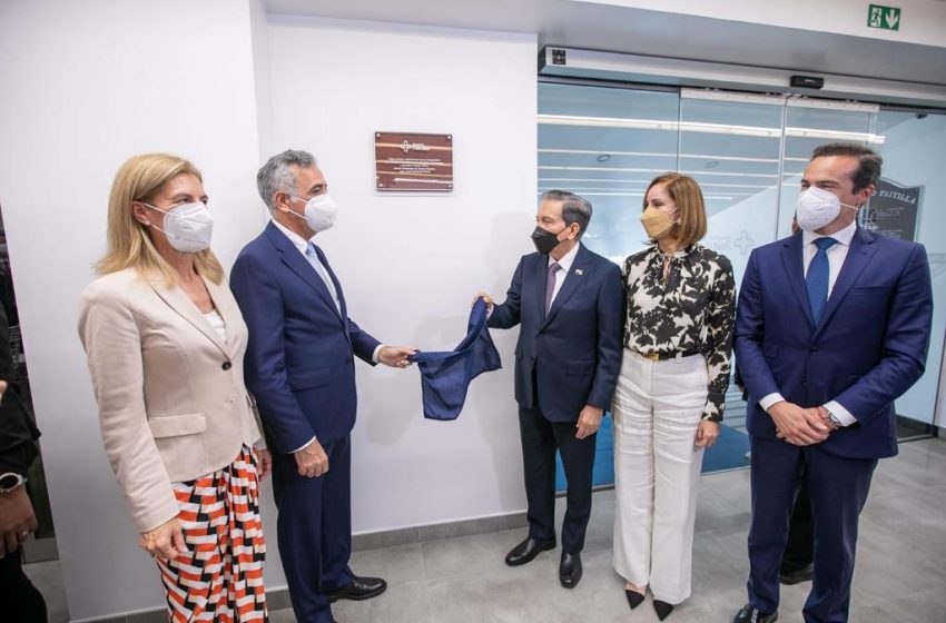  El presidente Laurentino Cortizo, participó de la inauguración de los nuevos espacios del Hospital Paitilla