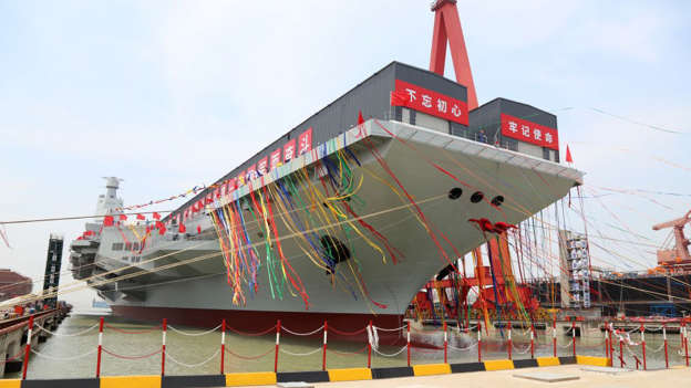  China se convierte en la segunda potencia militar en portaaviones al estrenar el ‘Fujian’