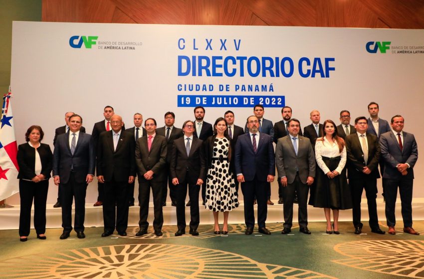  Panamá celebra 25 años de ser miembro de CAF