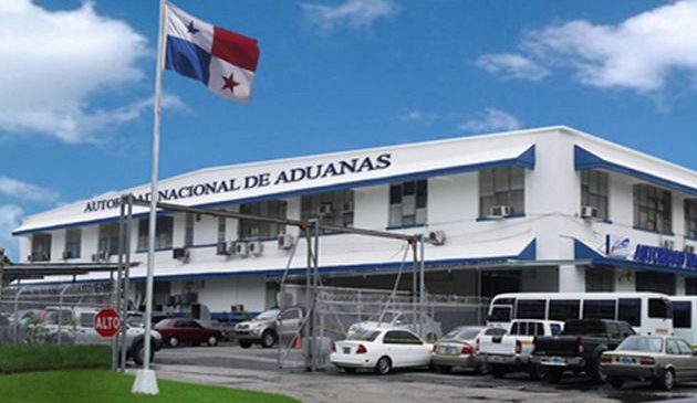 Defensoría solicita a la Autoridad Nacional de Aduanas aclarar la medida de ingreso de medicamentos por viajero
