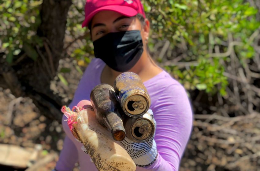  Comunidad santeña lucha por mantener limpio el Refugio de Vida Silvestre Isla Iguana