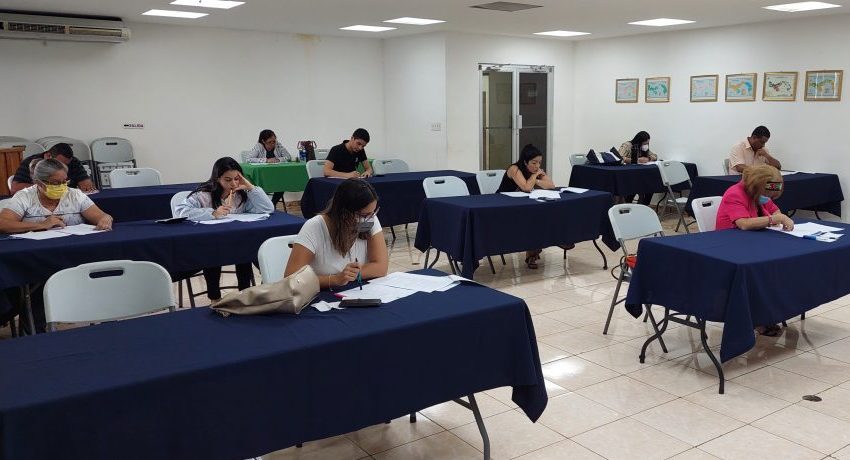  Más de 200 personas presentaron examen de bienes raíces en Chiriquí