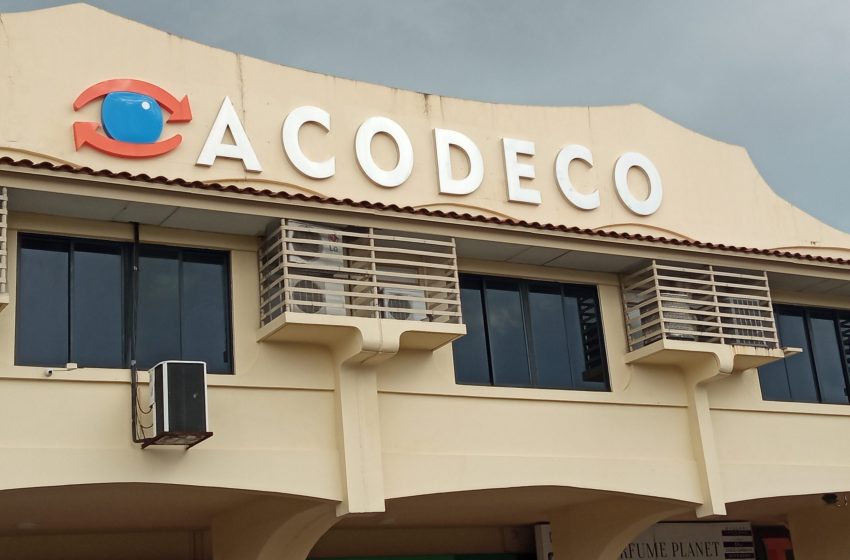  Acodeco demanda a un banco por cláusulas abusivas