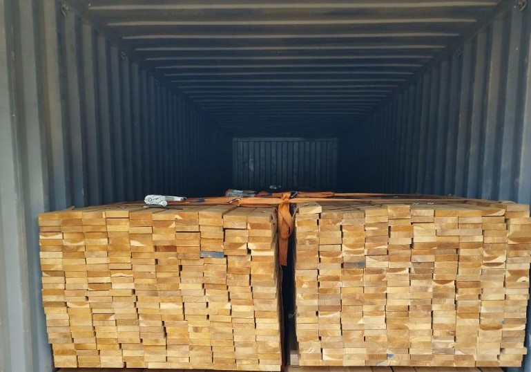  Panamá exporta primer contenedor de teca procesada a Dinamarca