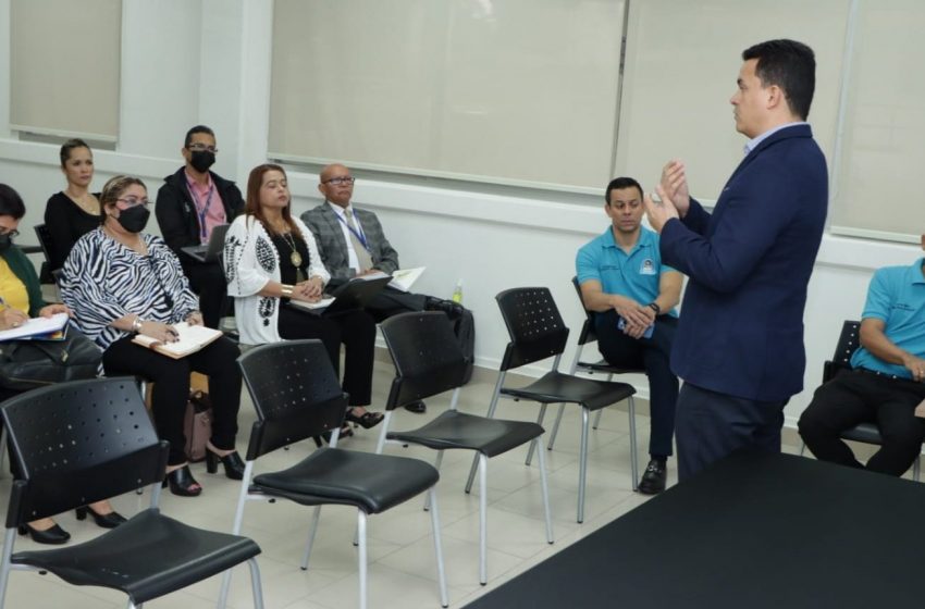  Equipos de trabajo nacionales y regionales del Meduca debaten temas educativos 