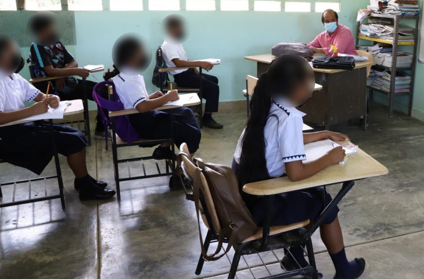  Se reanudan las clases en todas las escuelas del país 