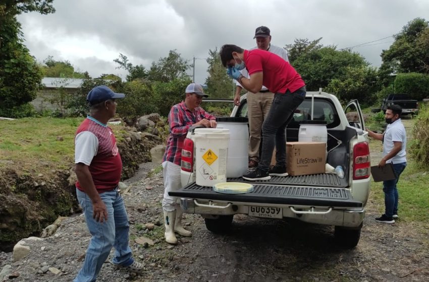  Minsa inspecciona y desinfecta acueductos rurales afectados por lluvias en Chiriquí