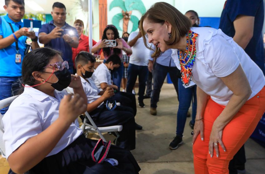  Gira integral del Despacho de la Primera Dama beneficia a cerca de dos mil personas