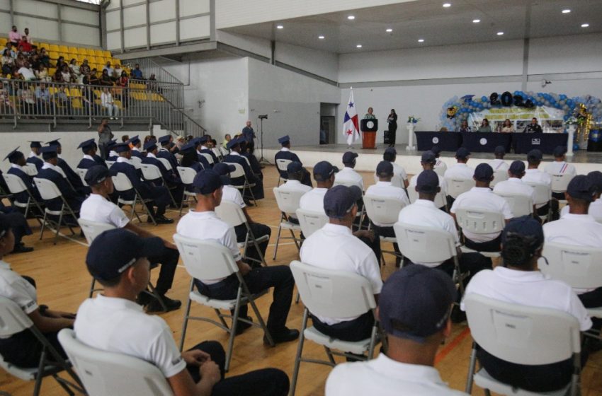  Jóvenes de Pacora culminan su bachillerato integral