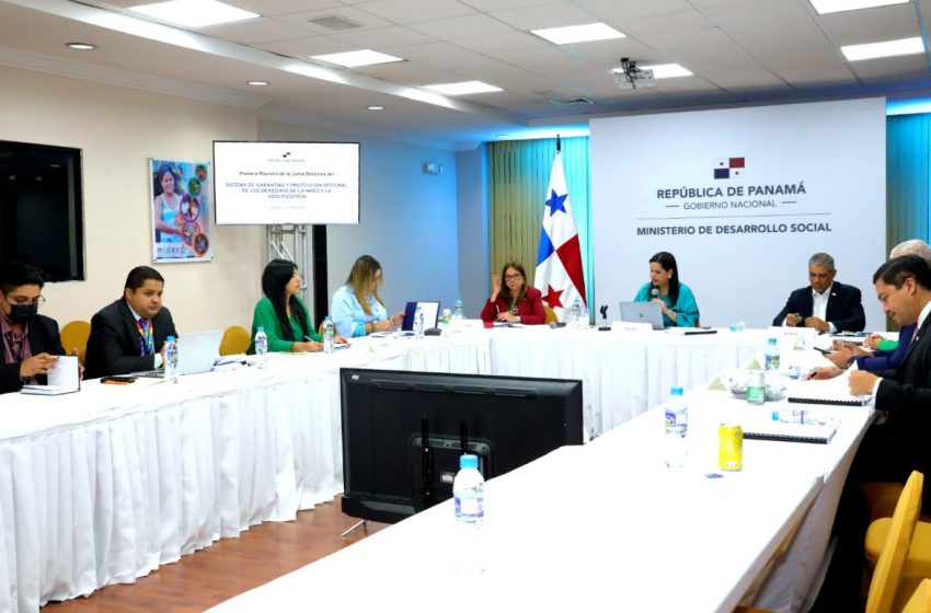  Ministra Castillo preside sesión de la Junta Directiva del Sistema de Garantías y Protección Integral de los Derechos de la Niñez y la Adolescencia