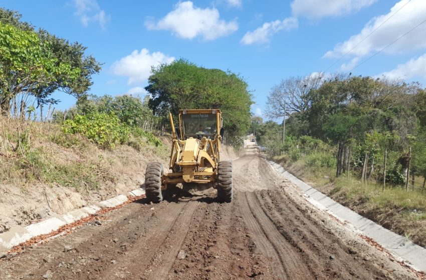  En Los Santos avanza la rehabilitación de Caminos de Producción Agropecuarios