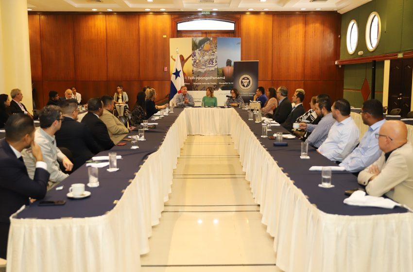  CCIAP juramentó 38 nuevas empresas a su membresía