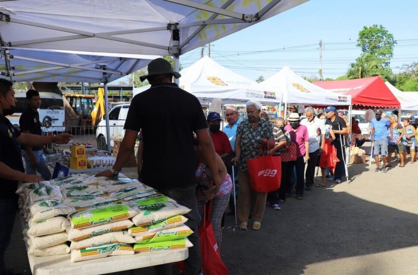  Más de medio millón de personas se benefician de las Ferias RIMMU y de la Red Integral de Mercados Municipales