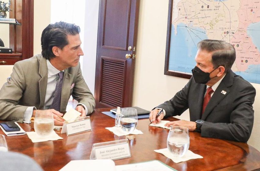  Presidente Cortizo se reúne con CEO de Tigo, empresa reitera que invertirá B/.500 millones en Panamá