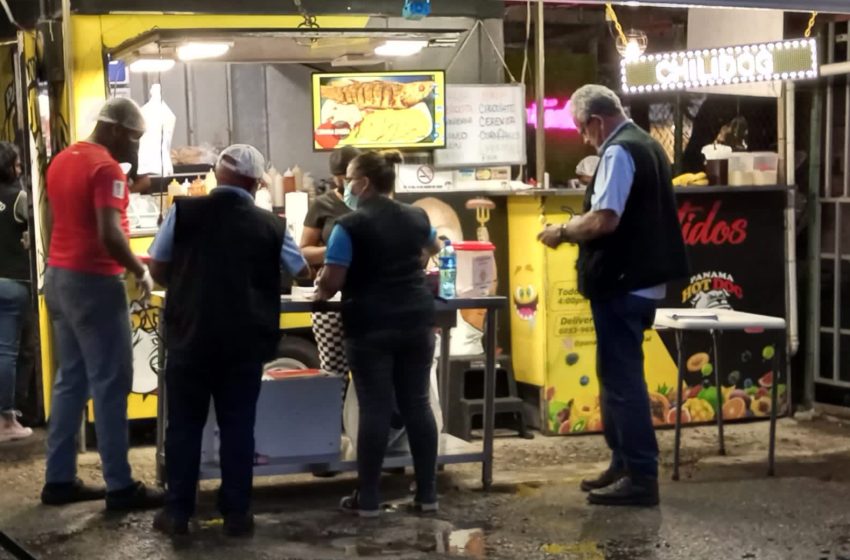  Continúan los operativos nocturnos a establecimientos de alimentos en Brisas del Golf