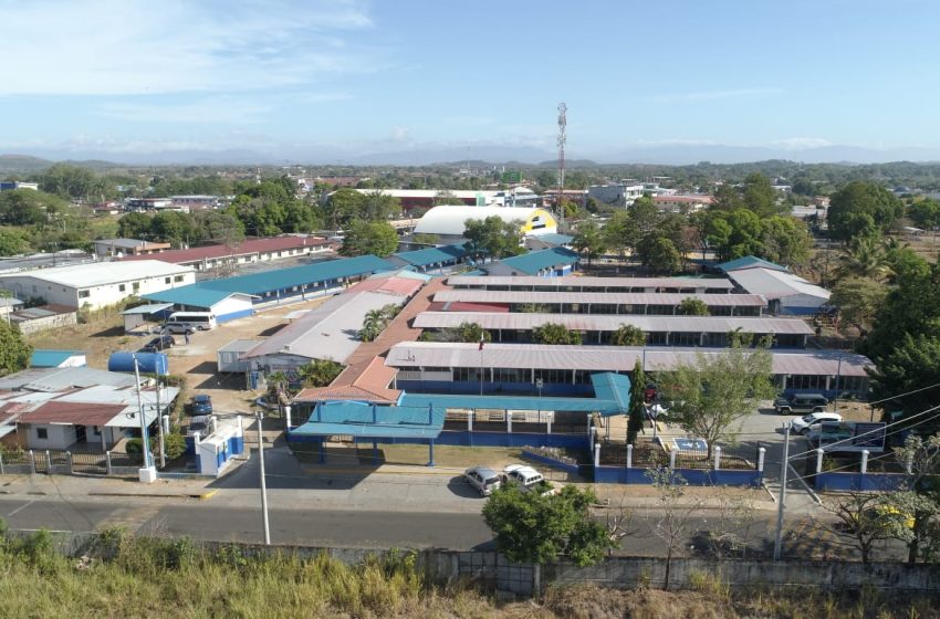  Meduca finaliza obras en 10 centros escolares