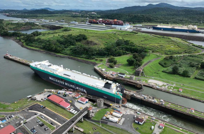  Canal de Panamá: Pese a condiciones climáticas, “transporte de contenedores de Asia a EE.UU. mantiene la misma relevancia”