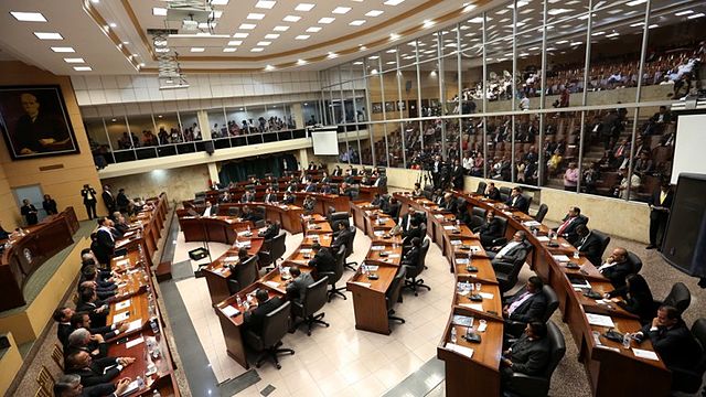  Ministro Alfaro presenta modificaciones al proyecto de contrato entre el Estado y Minera Panamá ante el Legislativo
