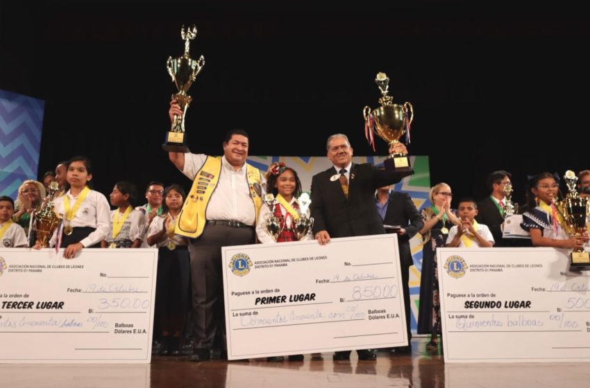  Colón gana el Concurso Nacional de Oratoria