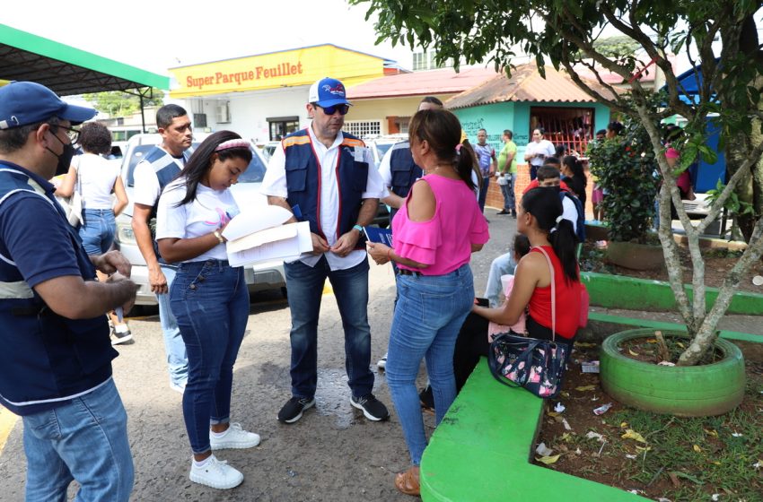  Defensoría promueve en feria de la mujer sus derechos