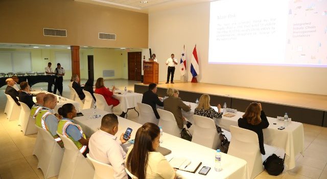  Panamá y Países Bajos fortalecen vínculo en la lucha contra el comercio ilícito