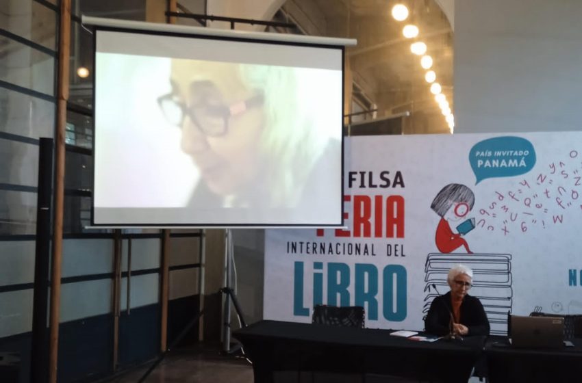  Panamá muestra su acervo literario en Chile