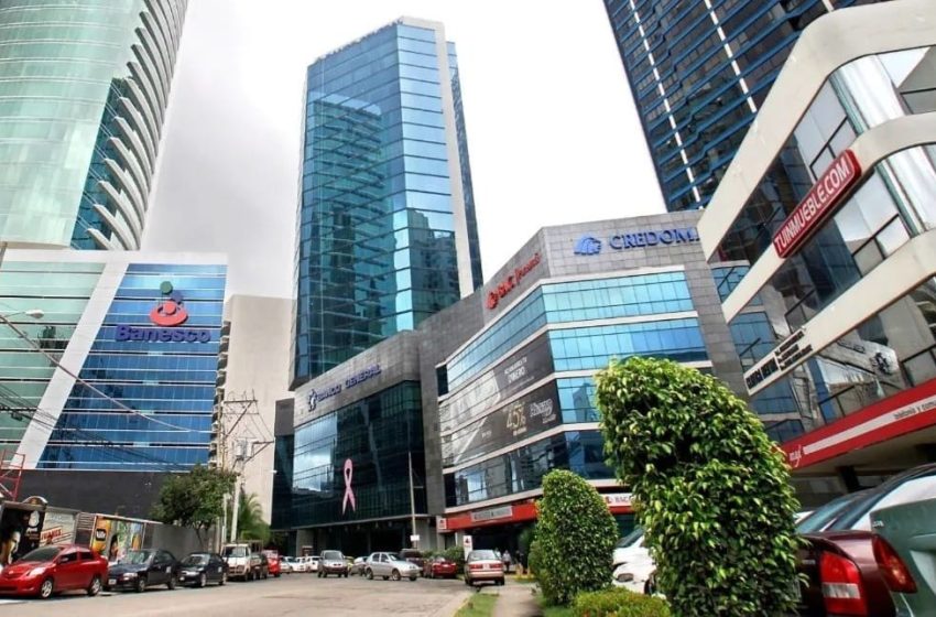  S&P mantiene calificación de riesgo para Panamá en ‘BBB’ y ajusta perspectiva a ‘negativa’