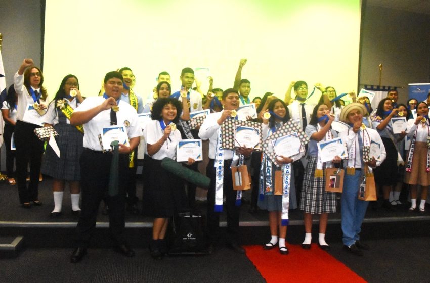  Estudiantes veragüenses ganan Concurso Nacional Las Estrellas de los Valores Meduca 2023