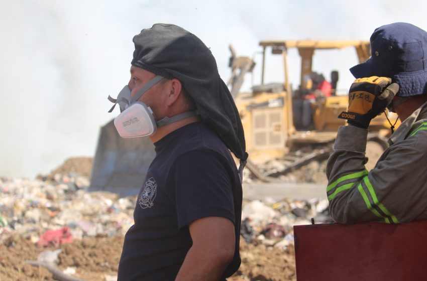  Controlan en un 66% el incendio de vertedero de Cerro Patacón