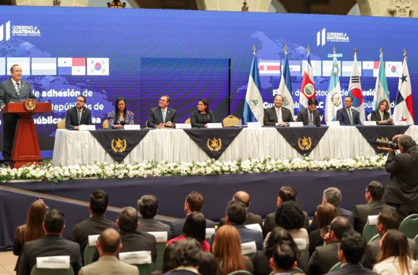  Panamá avala adhesión de Guatemala al TLC entre Corea y Centroamérica