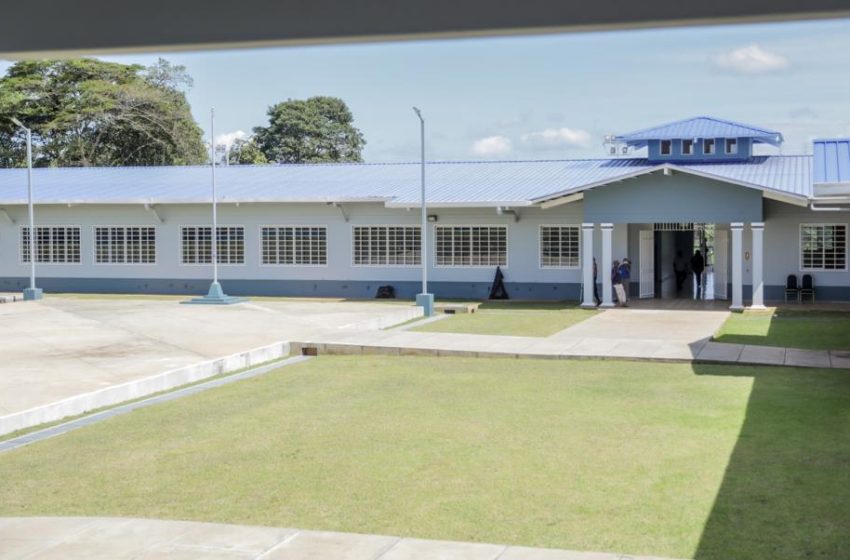  Presidente Cortizo entrega en La Chorrera centro educativo de alto nivel