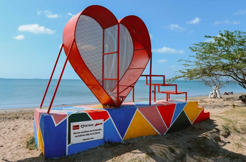  Un corazón recolector para limpiar Playa Veracruz