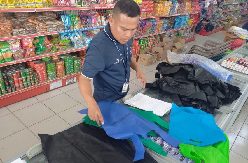  Acodeco registra más de 250 multas por el uso de bolsas plásticas con polietileno