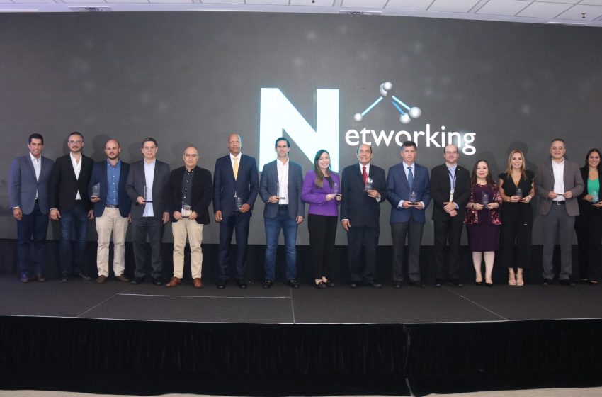  Cámara de Comercio organiza Networking y reconoce a 20 empresas por su trayectoria empresarial