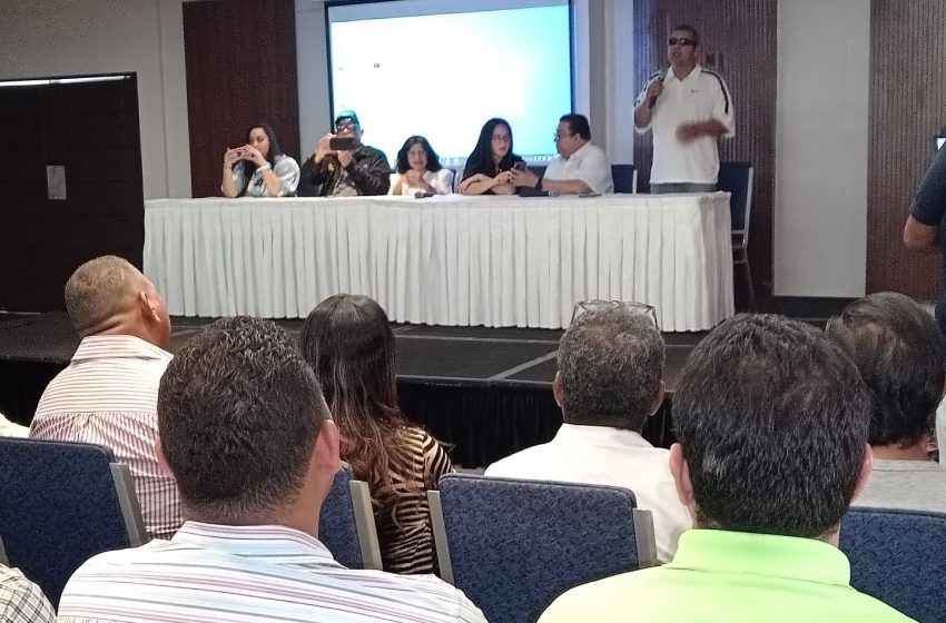  Exprecandidatos presidenciales anuncian apoyo a Zulay Rodríguez