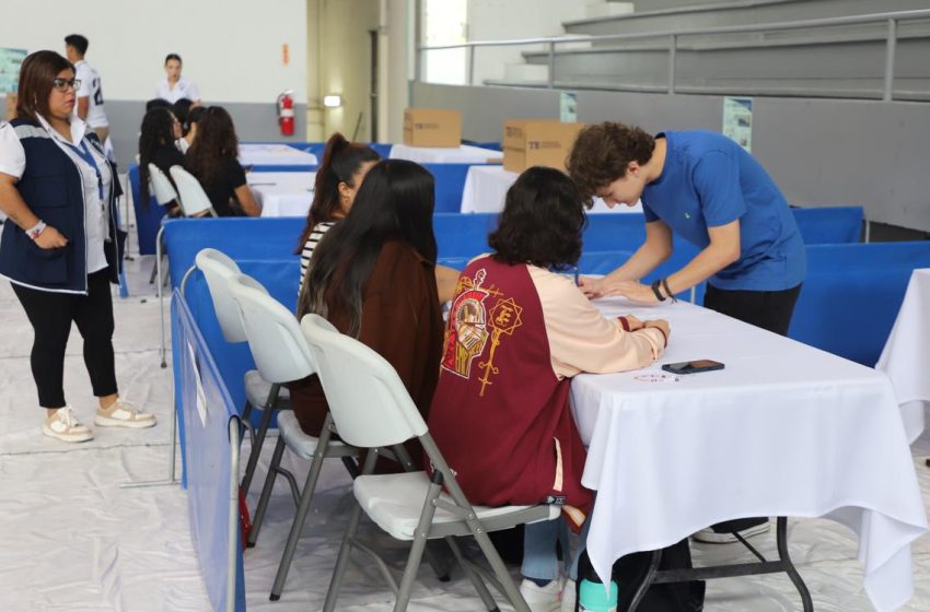  Defensoría del Pueblo participa en simulacro electoral universitario